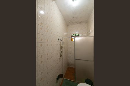 Casa à venda com 170m², 2 quartos e 10 vagasBanheiro