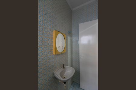 Casa para alugar com 145m², 3 quartos e 2 vagas Casa para alugar com 145m², 3 quartos e 2 vagasBanheiro de serviço