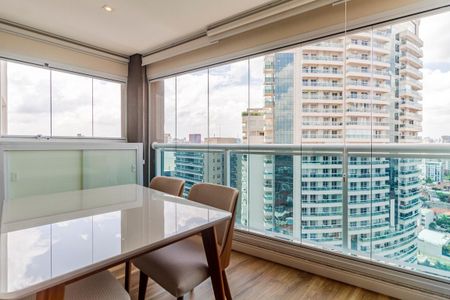 Apartamento para alugar com 60m², 2 quartos e 2 vagas Apartamento para alugar com 60m², 2 quartos e 2 vagasVaranda