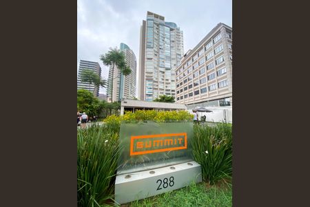 Apartamento para alugar com 60m², 2 quartos e 2 vagas Apartamento para alugar com 60m², 2 quartos e 2 vagasFachada