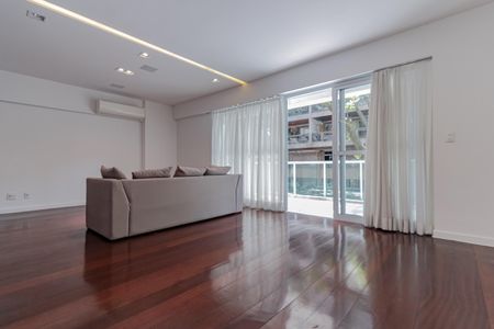 Sala de apartamento à venda com 3 quartos, 200m² em Leblon, Rio de Janeiro