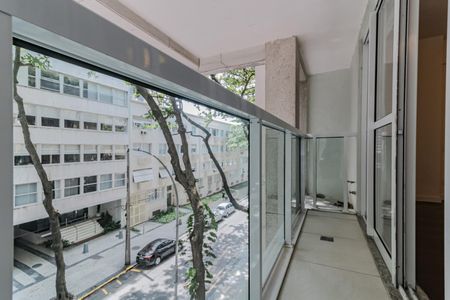 Apartamento à venda com 200m², 3 quartos e 3 vagasSacada Suíte 2