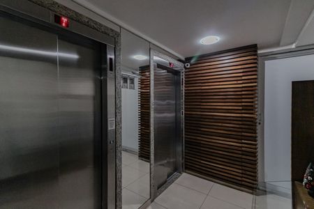 Apartamento à venda com 200m², 3 quartos e 3 vagasElevador