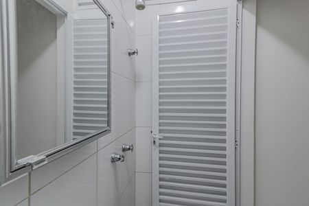 Apartamento à venda com 200m², 3 quartos e 3 vagasBanheiro de Serviço