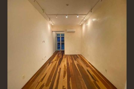 Apartamento à venda com 78m², 2 quartos e sem vaga