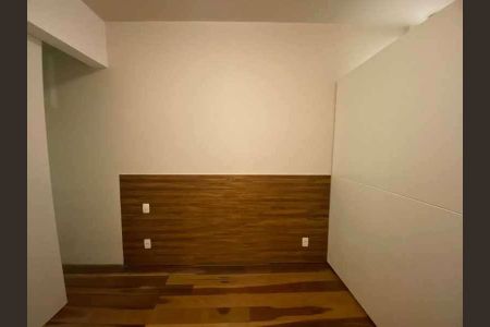 Apartamento à venda com 78m², 2 quartos e sem vaga