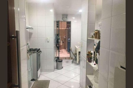 Apartamento à venda com 77m², 2 quartos e sem vaga