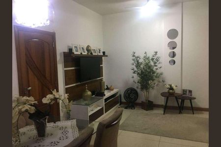 Apartamento à venda com 77m², 2 quartos e sem vaga