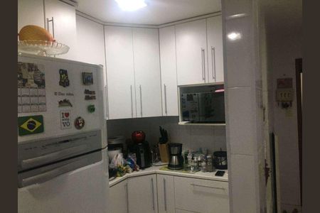 Apartamento à venda com 77m², 2 quartos e sem vaga