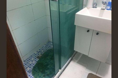 Apartamento à venda com 77m², 2 quartos e sem vaga