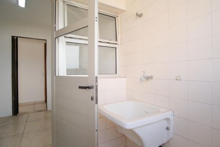 Apartamento à venda com 64m², 2 quartos e 1 vagaÁrea de Serviço