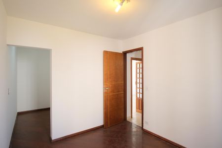 Apartamento à venda com 64m², 2 quartos e 1 vagaQuarto 2