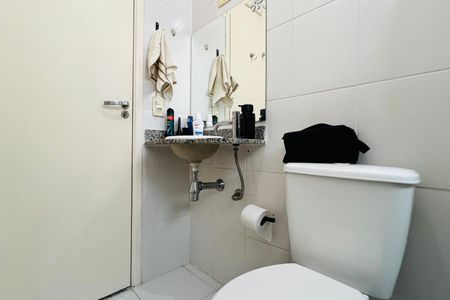 Apartamento à venda com 64m², 2 quartos e 2 vagasBanheiro