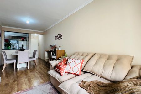 Apartamento à venda com 64m², 2 quartos e 2 vagasSala
