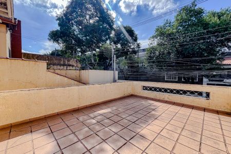 Casa à venda com 190m², 2 quartos e 1 vagaÁrea externa