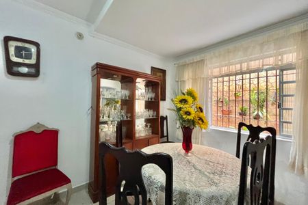 Casa para alugar com 136m², 2 quartos e 3 vagas Casa para alugar com 136m², 2 quartos e 3 vagasCopa