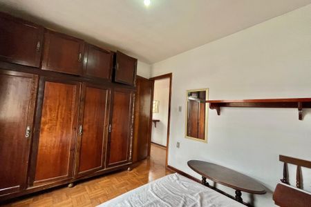 Casa para alugar com 136m², 2 quartos e 3 vagas Casa para alugar com 136m², 2 quartos e 3 vagasQuarto 1