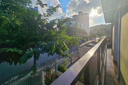 Apartamento para alugar com 75m², 2 quartos e 1 vaga Apartamento para alugar com 75m², 2 quartos e 1 vagaVaranda