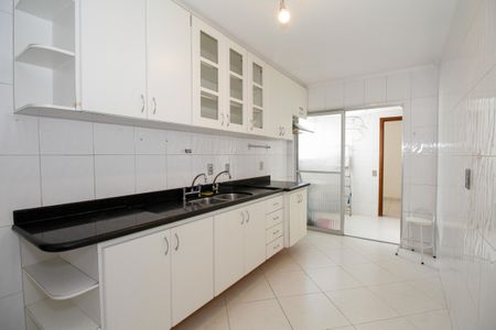 Apartamento à venda com 150m², 3 quartos e 2 vagasCozinha