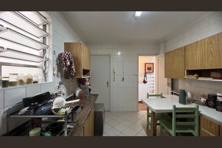 Apartamento à venda com 98m², 2 quartos e 1 vagaCozinha