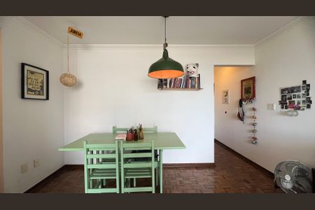 Apartamento à venda com 98m², 2 quartos e 1 vagaSala de Jantar