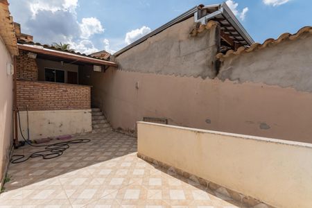Casa à venda com 85m², 3 quartos e 1 vagaÁrea de Lazer