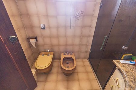 Casa à venda com 500m², 4 quartos e 4 vagas Casa à venda com 500m², 4 quartos e 4 vagasSuite