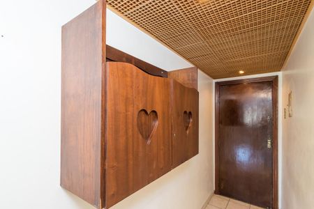Apartamento à venda com 76m², 2 quartos e 1 vaga Apartamento à venda com 76m², 2 quartos e 1 vagaSala