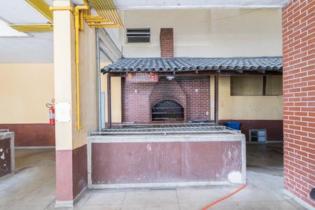 Apartamento à venda com 76m², 2 quartos e 1 vaga Apartamento à venda com 76m², 2 quartos e 1 vagaÁrea comum - Churrasqueira