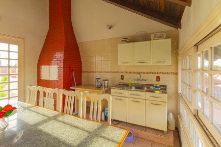 Casa à venda com 410m², 6 quartos e 3 vagas Casa à venda com 410m², 6 quartos e 3 vagasSala de Jantar