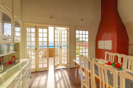 Casa à venda com 410m², 6 quartos e 3 vagas Casa à venda com 410m², 6 quartos e 3 vagasSala de Jantar