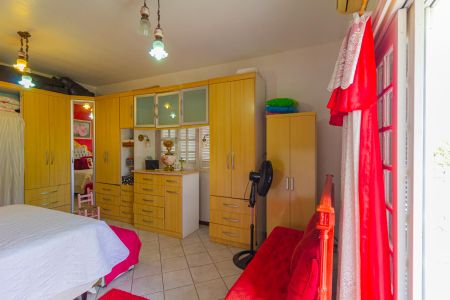 Casa à venda com 410m², 6 quartos e 3 vagas Casa à venda com 410m², 6 quartos e 3 vagasSuíte