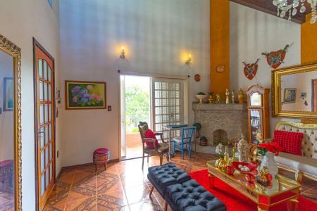 Casa à venda com 410m², 6 quartos e 3 vagas Casa à venda com 410m², 6 quartos e 3 vagasSala 3