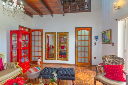 Casa à venda com 410m², 6 quartos e 3 vagas Casa à venda com 410m², 6 quartos e 3 vagasSala 3