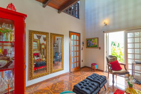 Casa à venda com 410m², 6 quartos e 3 vagas Casa à venda com 410m², 6 quartos e 3 vagasSala 3