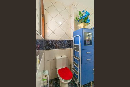 Casa à venda com 410m², 6 quartos e 3 vagas Casa à venda com 410m², 6 quartos e 3 vagasBanheiro da Suíte