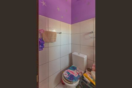 Casa à venda com 410m², 6 quartos e 3 vagas Casa à venda com 410m², 6 quartos e 3 vagasBanheiro 1