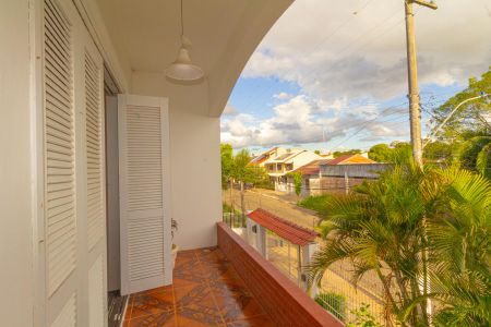 Casa à venda com 410m², 6 quartos e 3 vagas Casa à venda com 410m², 6 quartos e 3 vagasVaranda da Sala 3