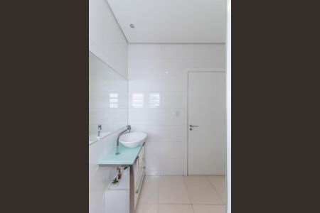 Casa à venda com 270m², 2 quartos e 3 vagas Casa à venda com 270m², 2 quartos e 3 vagasBanheiro Social