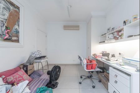 Casa à venda com 270m², 2 quartos e 3 vagas Casa à venda com 270m², 2 quartos e 3 vagasQuarto 1