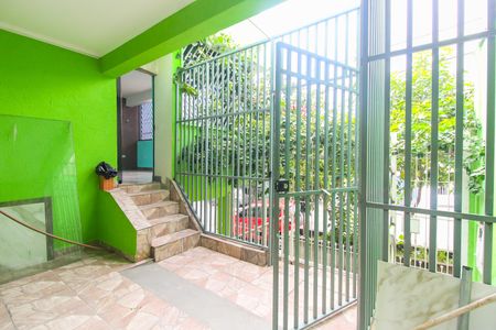 Casa à venda com 300m², 4 quartos e 1 vaga Casa à venda com 300m², 4 quartos e 1 vagaQuintal