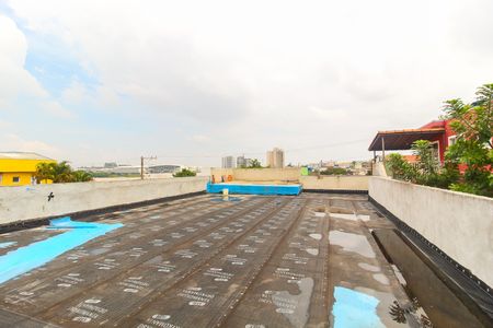 Casa à venda com 300m², 4 quartos e 1 vaga Casa à venda com 300m², 4 quartos e 1 vagaTerraço