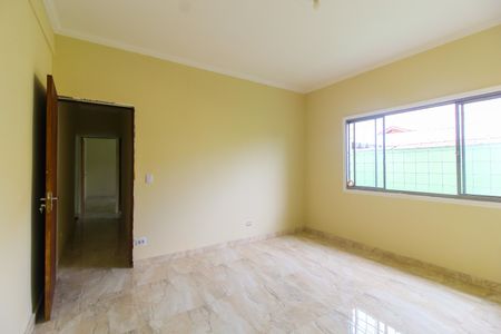 Casa à venda com 300m², 4 quartos e 1 vaga Casa à venda com 300m², 4 quartos e 1 vagaQuarto 2