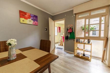 Apartamento à venda com 76m², 3 quartos e sem vaga Apartamento à venda com 76m², 3 quartos e sem vagaSala