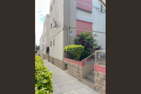 Apartamento à venda com 76m², 3 quartos e sem vaga Apartamento à venda com 76m², 3 quartos e sem vagaFachada