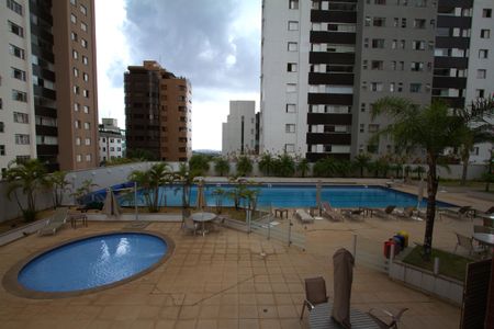 Apartamento à venda com 147m², 4 quartos e 4 vagasÁrea comum - Piscina