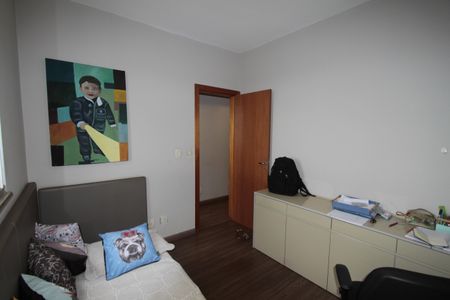 Apartamento à venda com 147m², 4 quartos e 4 vagasQuarto 4
