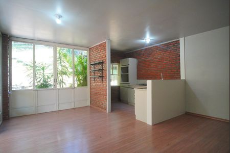 Casa à venda com 85m², 3 quartos e 1 vagaSala