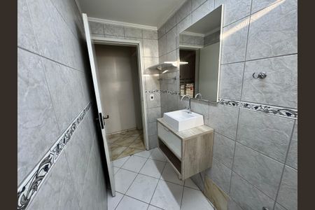 Apartamento para alugar com 63m², 2 quartos e sem vagaBanheiro