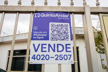 Casa à venda com 250m², 3 quartos e 3 vagasPlaquinha 